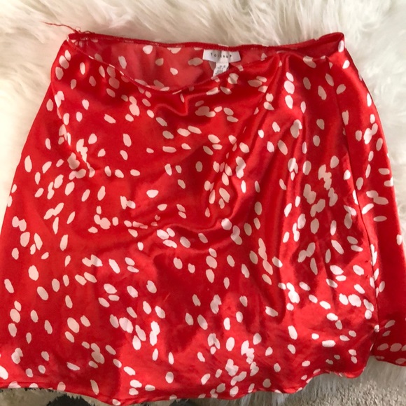 Topshop Red Paint Dot Satin Skirt Set - Picture 4 of 7